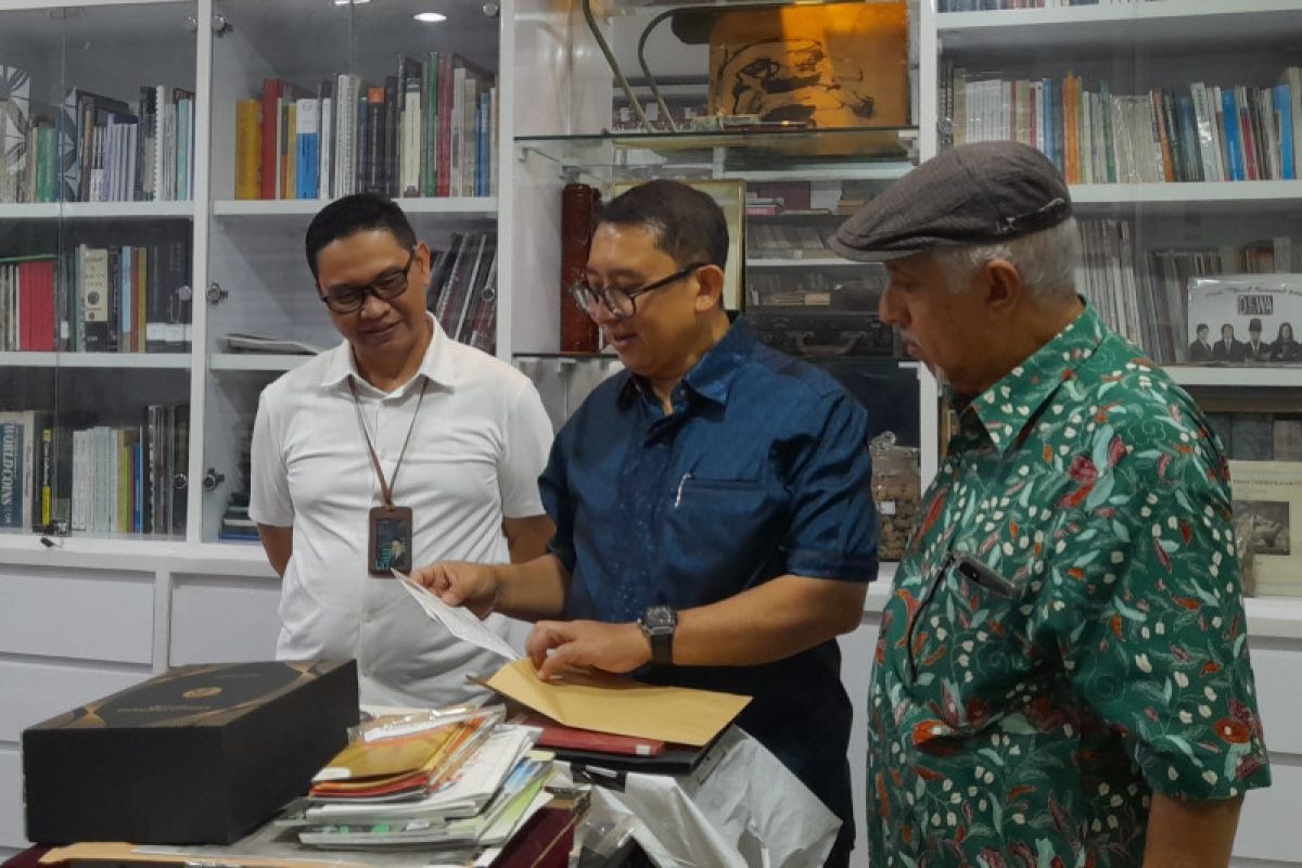 Fadli Zon: Prangko adalah penanda zaman