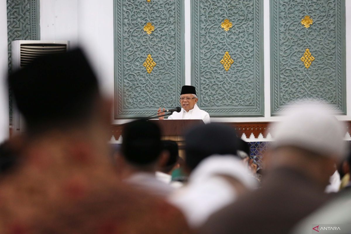 FOTO - Kunker Wakil Presiden Ke Aceh, disambut Pj Wali Kota Banda Aceh