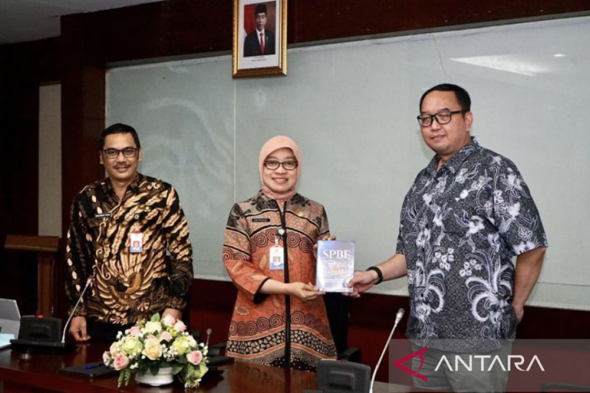 East Kalimantan government to implement e-government system