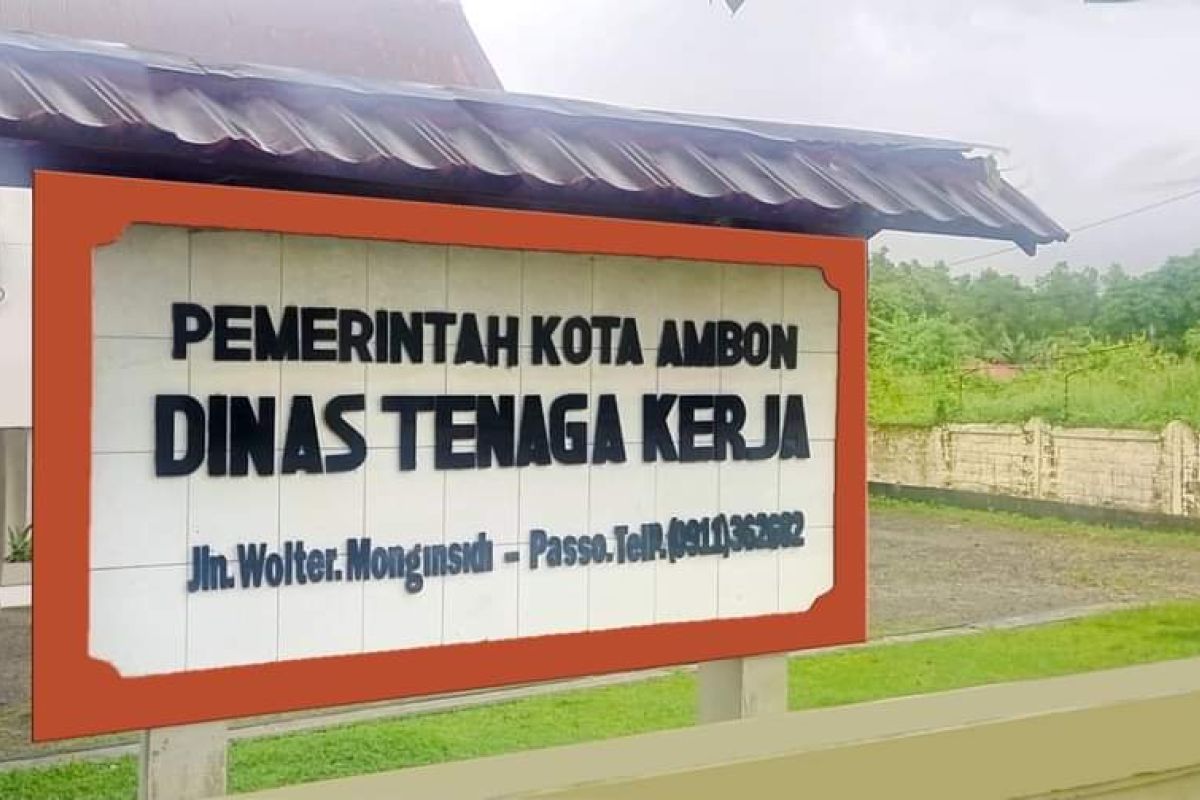 Disnaker Ambon siapkan posko pengaduan THR