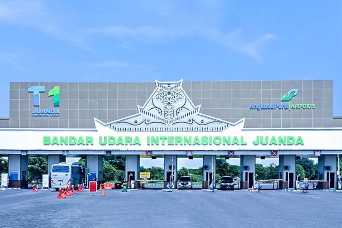 Bandara Juanda Surabaya terapkan pembayaran parkir non tunai