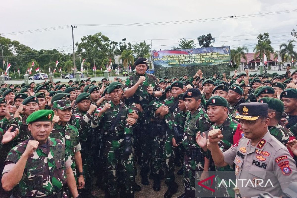 Panglima TNI berangkatkan 555 prajurit di Kalteng ke Papua