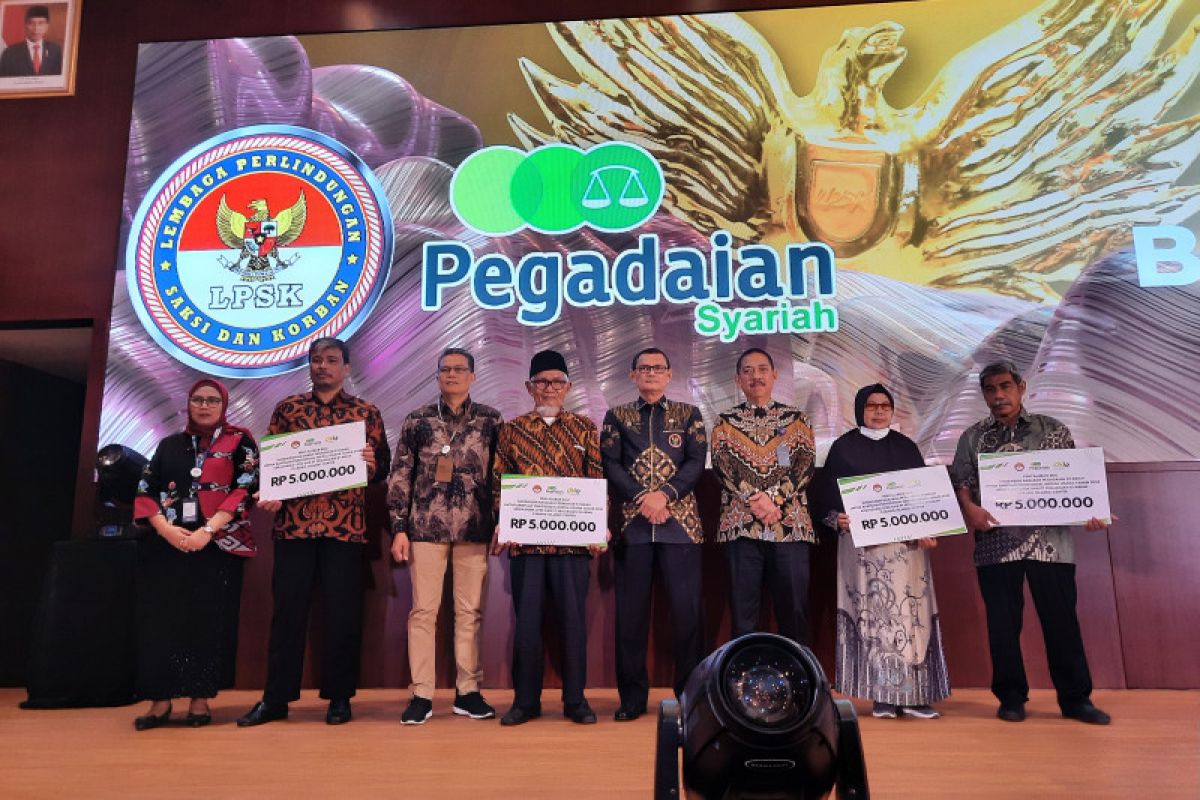 LPSK serahkan bantuan psikososial korban terorisme dan pelanggaran HAM