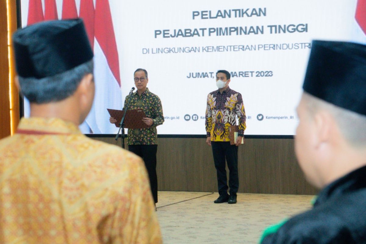 Menperin melantik tujuh pejabat eselon II