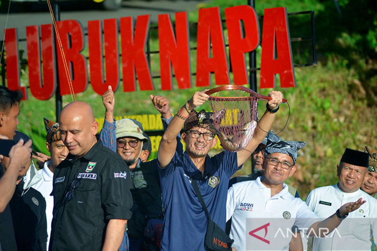 Sandiaga harap Sumbar bisa jadi contoh pengembangan desa wisata