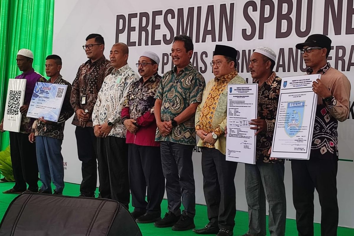 Diresmikan Menteri Kelautan Perikanan, SPBUN Aluh-Aluh siap penuhi kebutuhan BBM nelayan