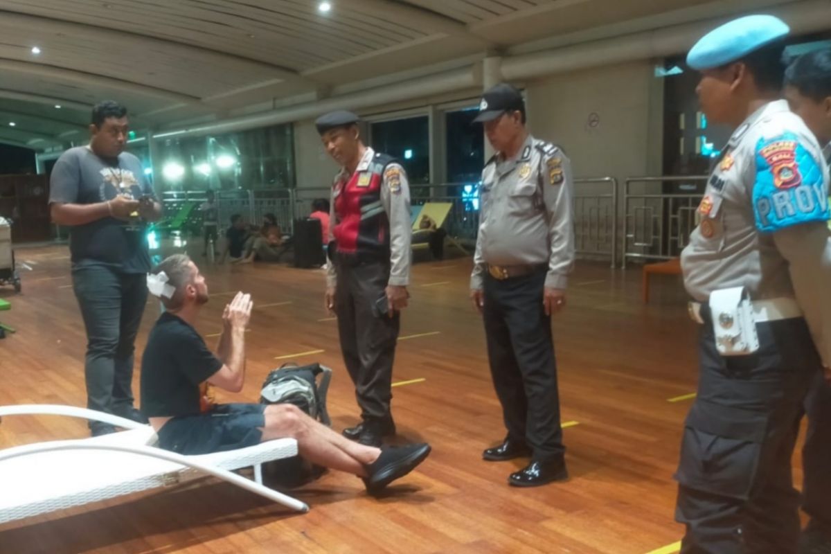 Polres amankan WNA Amerika membuat onar di Bandara Ngurah Rai