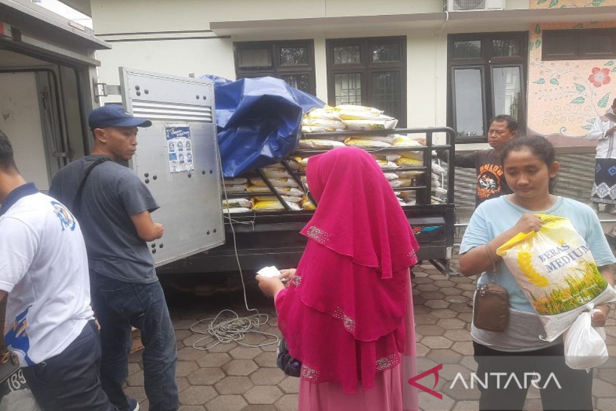 Pemkot Pekalongan  gelar operasi pasar kebutuhan pokok hingga 13 April