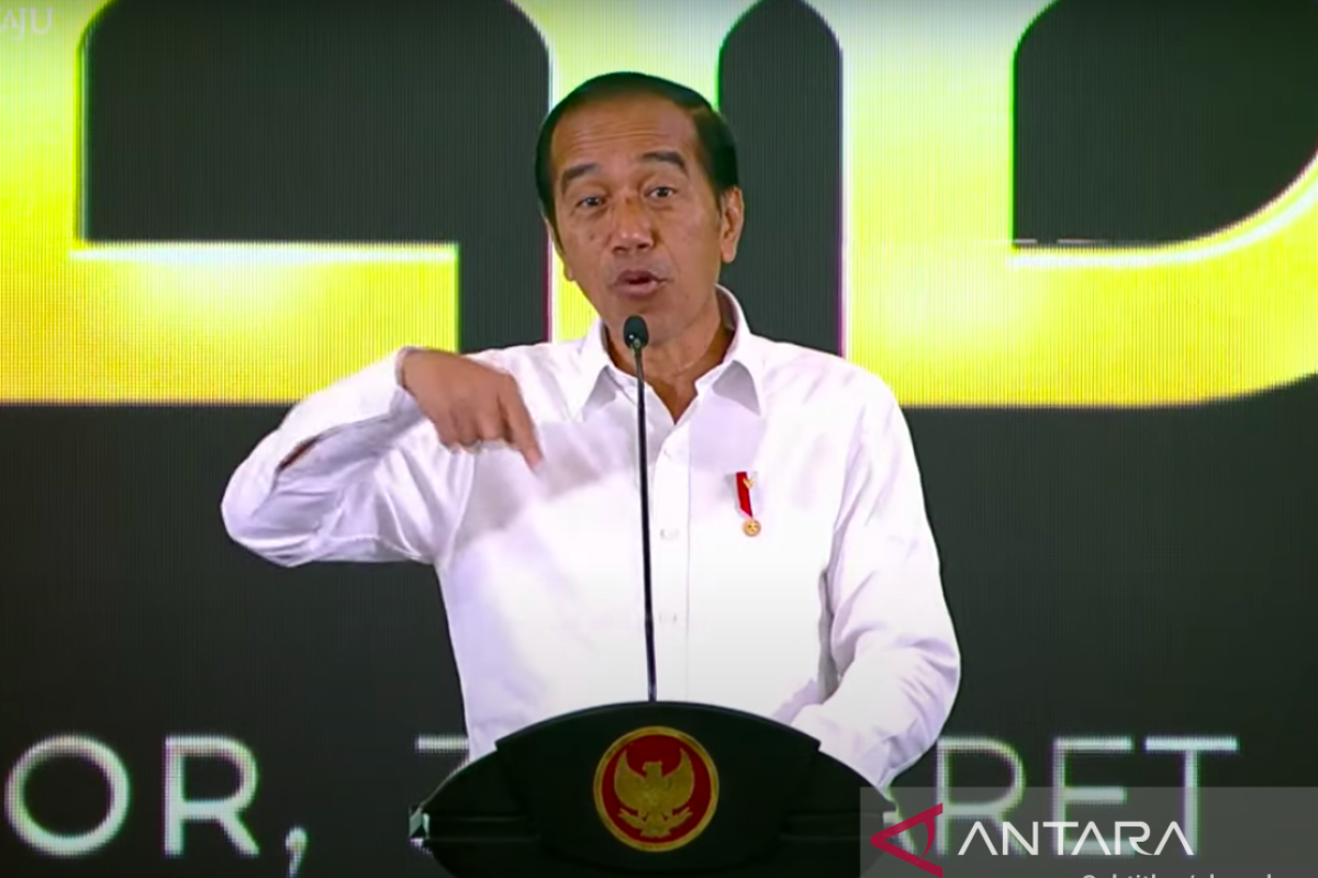 Presiden Jokowi lantik kepala BNPT dan menpora awal April