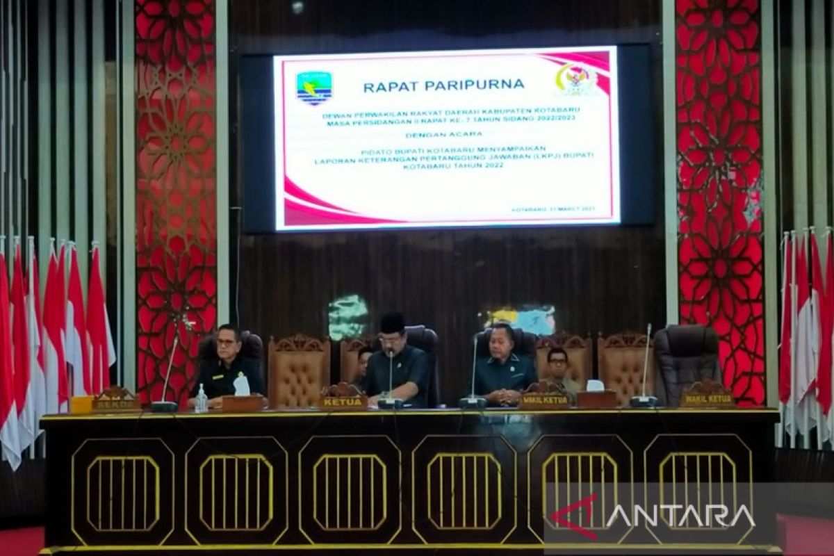 DPRD  Paripurnakan LKPJ Bupati Kotabaru 2022