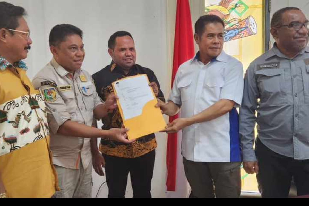 Pemprov Papua mengaktifkan kembali dua pejabat eselon II