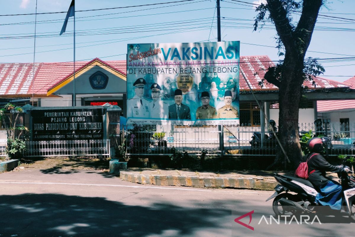 Pemkab Rejang Lebong kembali adakan bantuan seragam sekolah gratis