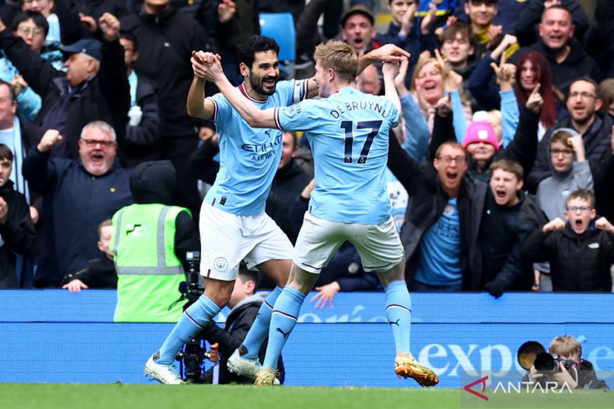 Gundogan: Menangkan trofi tiga kali berturut-turut sungguh luar biasa