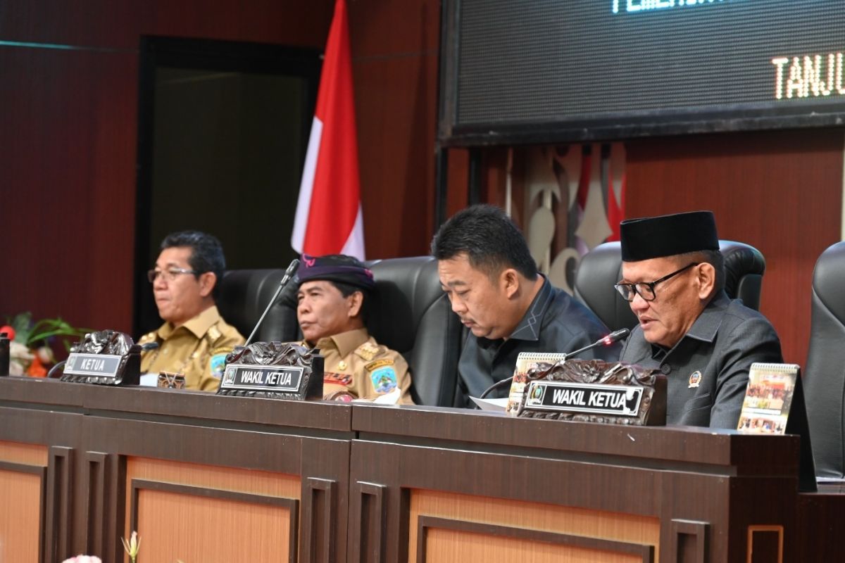 Rapat paripurna Penyampaian Nota Pengantar LKPj Gubernur Kalimantan Utara 2022