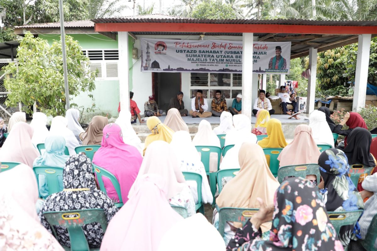 Usbat Ganjar Sumut dan Majelis Taklim Langkat gelar salat sunah tasbih