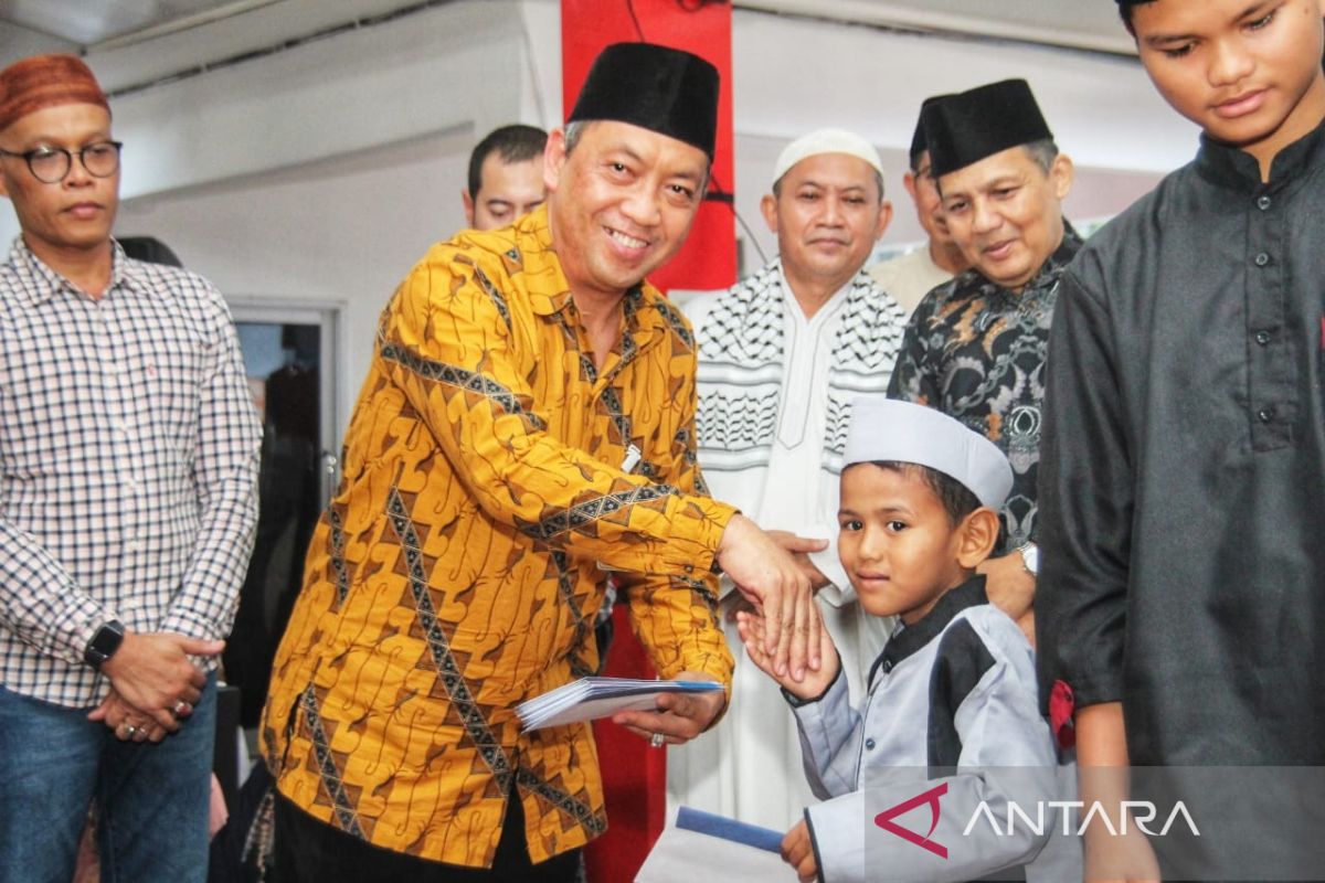 Pemkab Bangka - BSB santuni puluhan anak yatim piatu