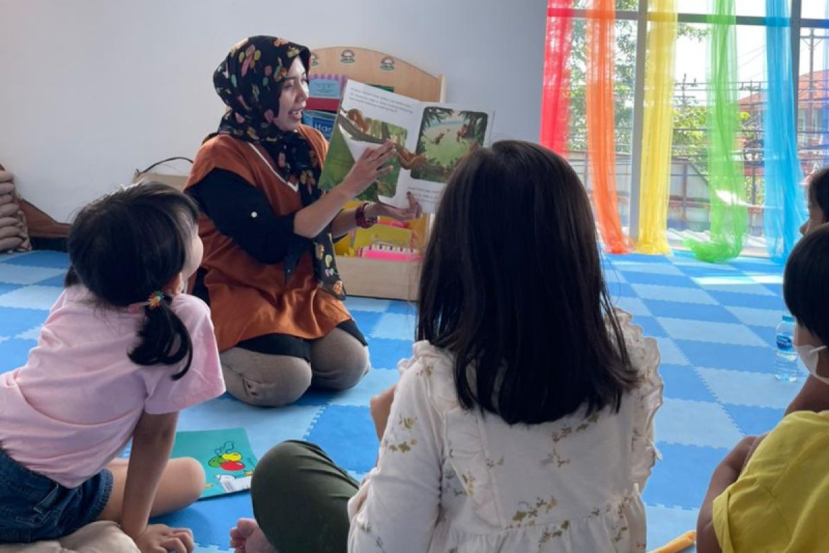Komunitas baca Solo Raya mengenalkan buku pada anak sejak dini