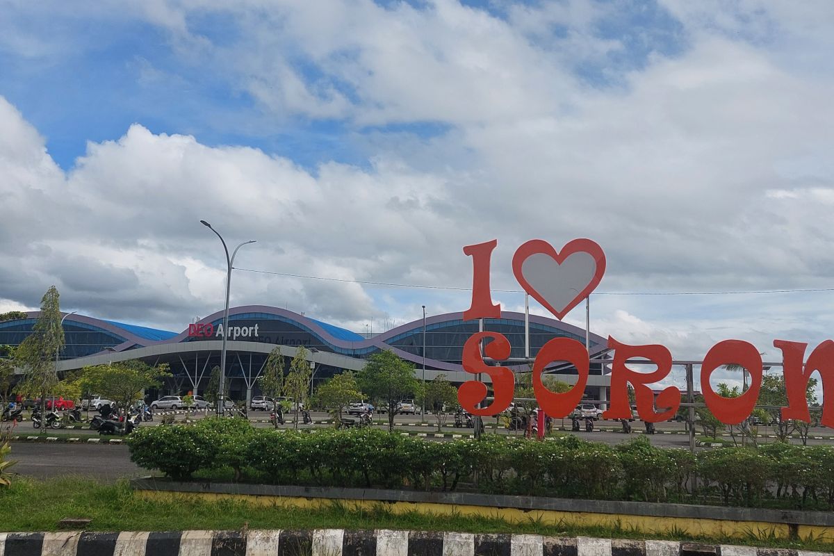 Bandara Sorong Siapkan Posko Pelayanan Jelang Mudik Lebaran Antara