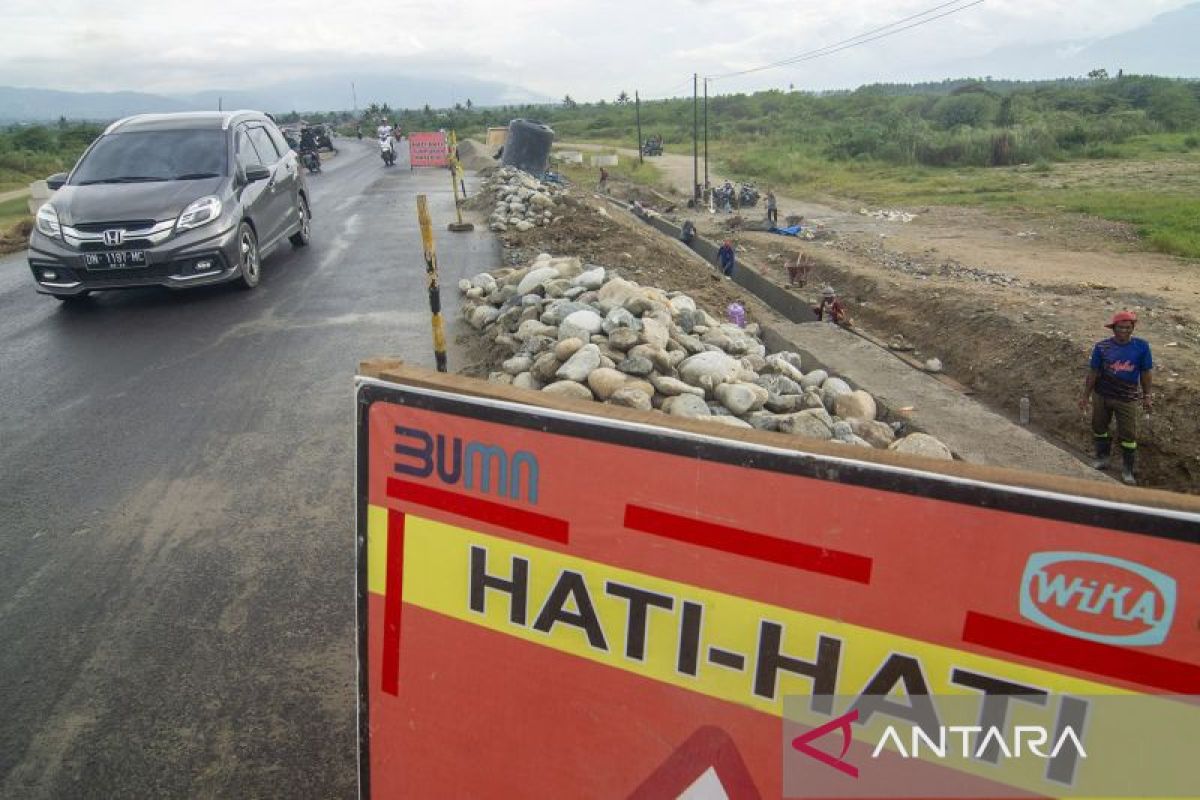 Pemerintah Kabupaten Sigi manfaatkan bekas likuefaksi jadi lahan persemaian padi