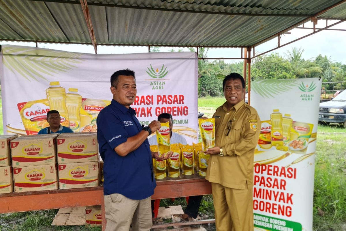 Sambut Ramadhan, Asian Agri gelar bazar minyak goreng bagi masyarakat desa