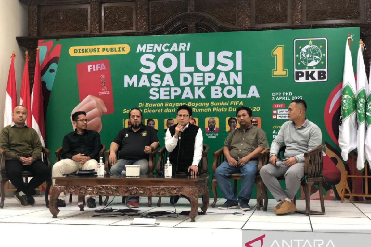 Muhaimin ajak benahi bersama persoalan mendasar sepak bola Indonesia