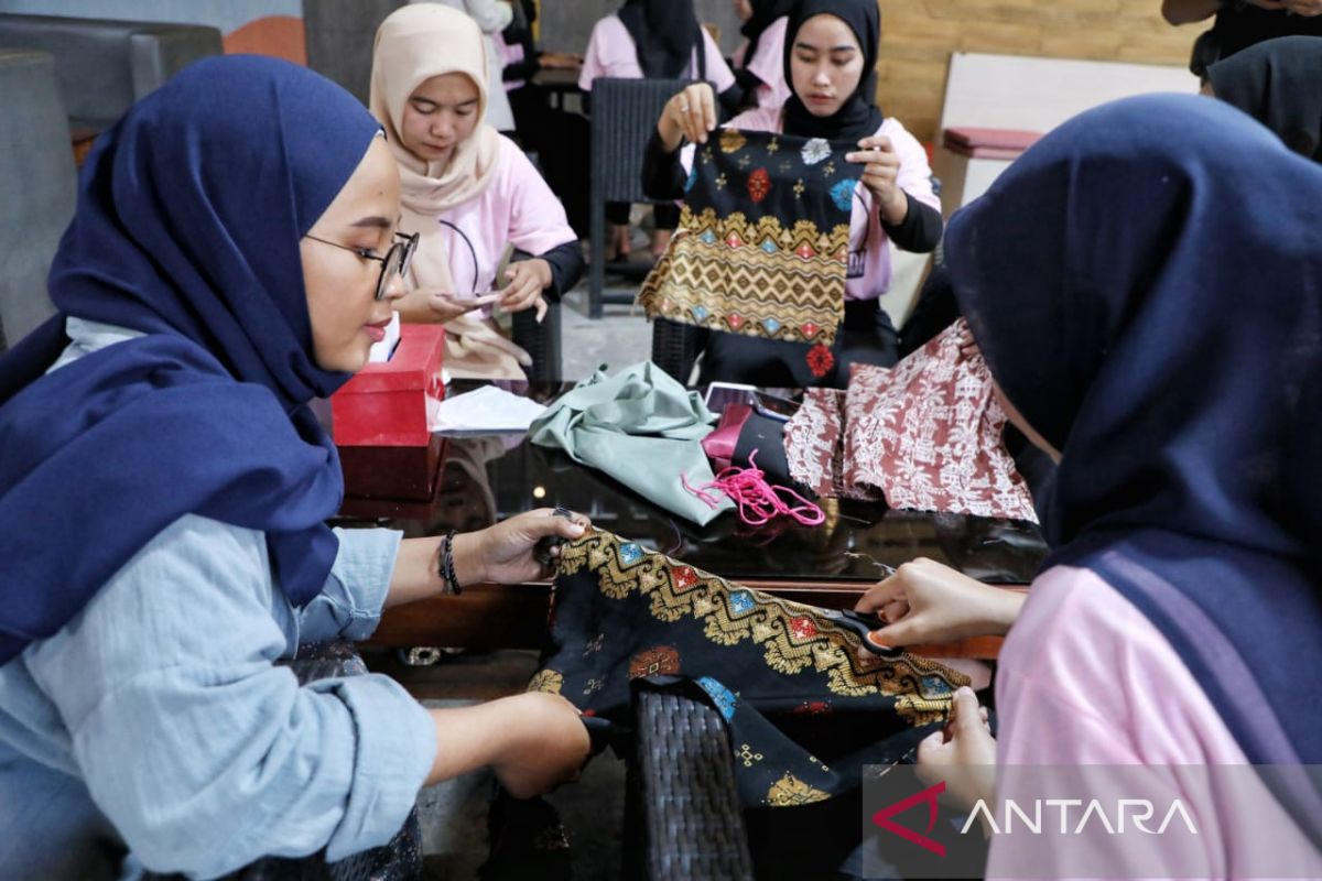 Srikandi Ganjar Banten dorong perempuan produktif dan kreatif