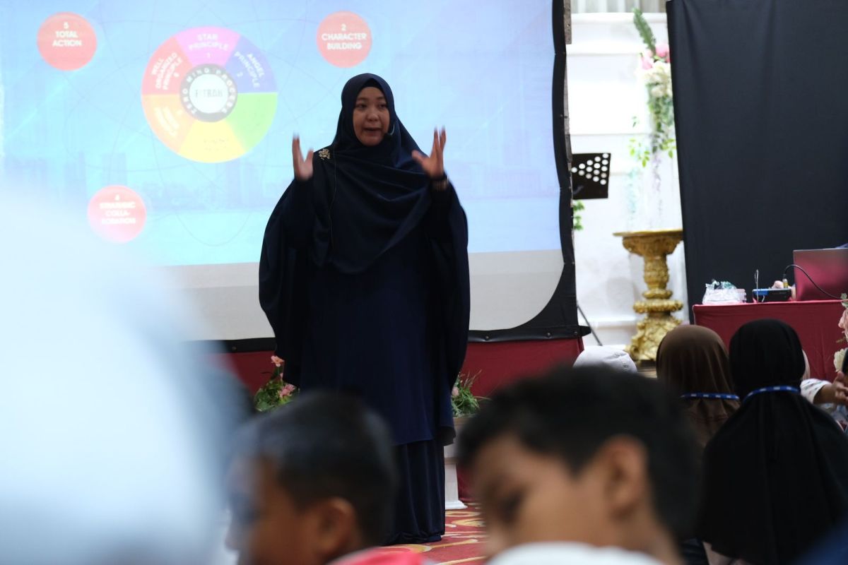 YBM PLN UID Sulselrabar menggelar training motivasi untuk anak dan remaja