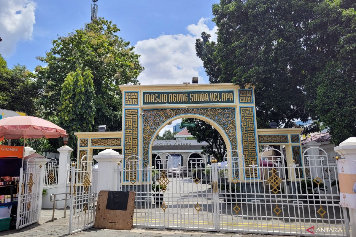 Masjid Agung Sunda Kelapa buka "hotline" 24 jam bantu masalah umat
