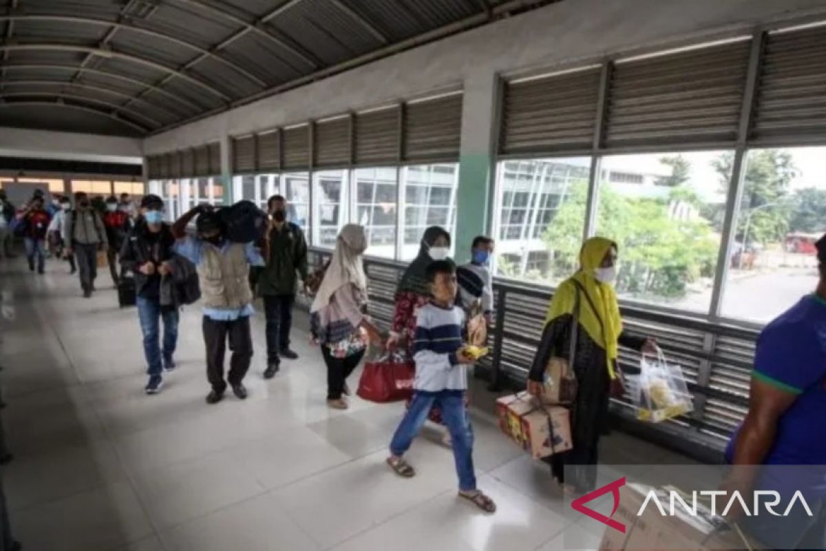 Dishub Jatim perkirakan puncak arus mudik Lebaran 2023 pada 21 April