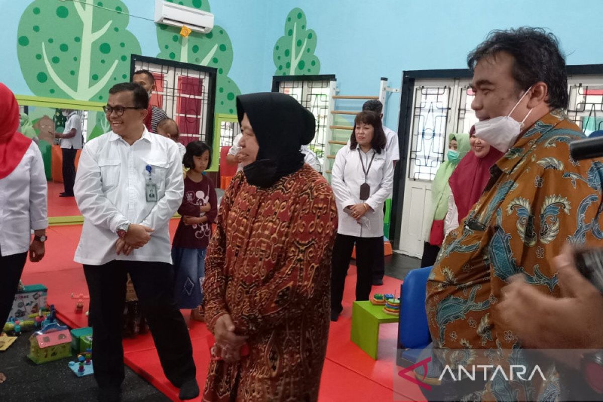 Mensos sambangi pusat rehabilitasi sosial Solo