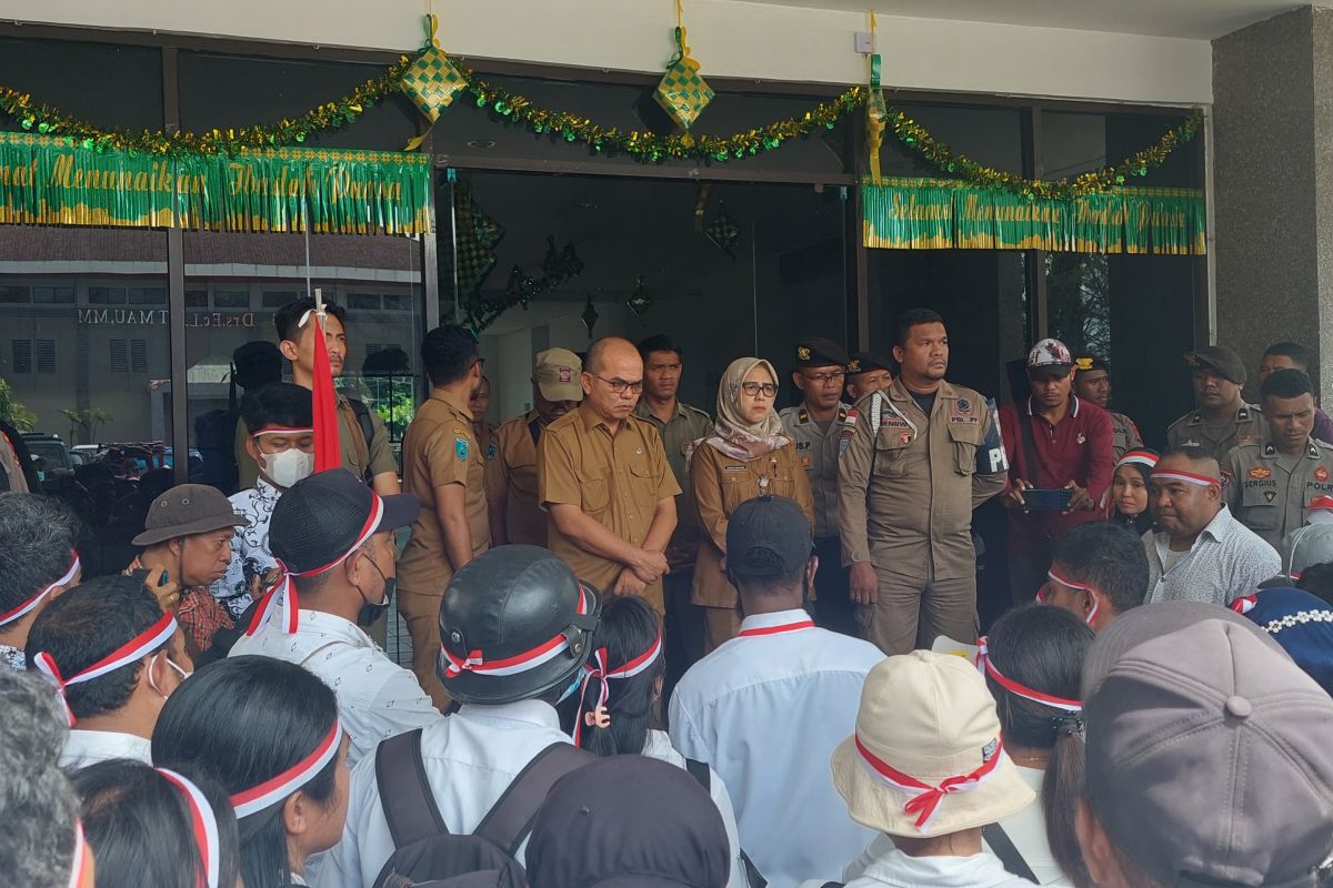 Pemerintah Papua Barat Daya upayakan penyelesaian gaji guru PPPK