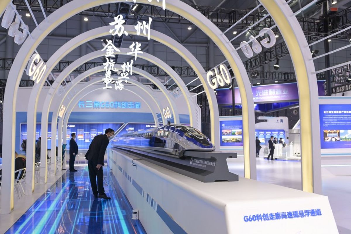 Sistem transportasi maglev superkonduktor China tuntaskan uji suspensi