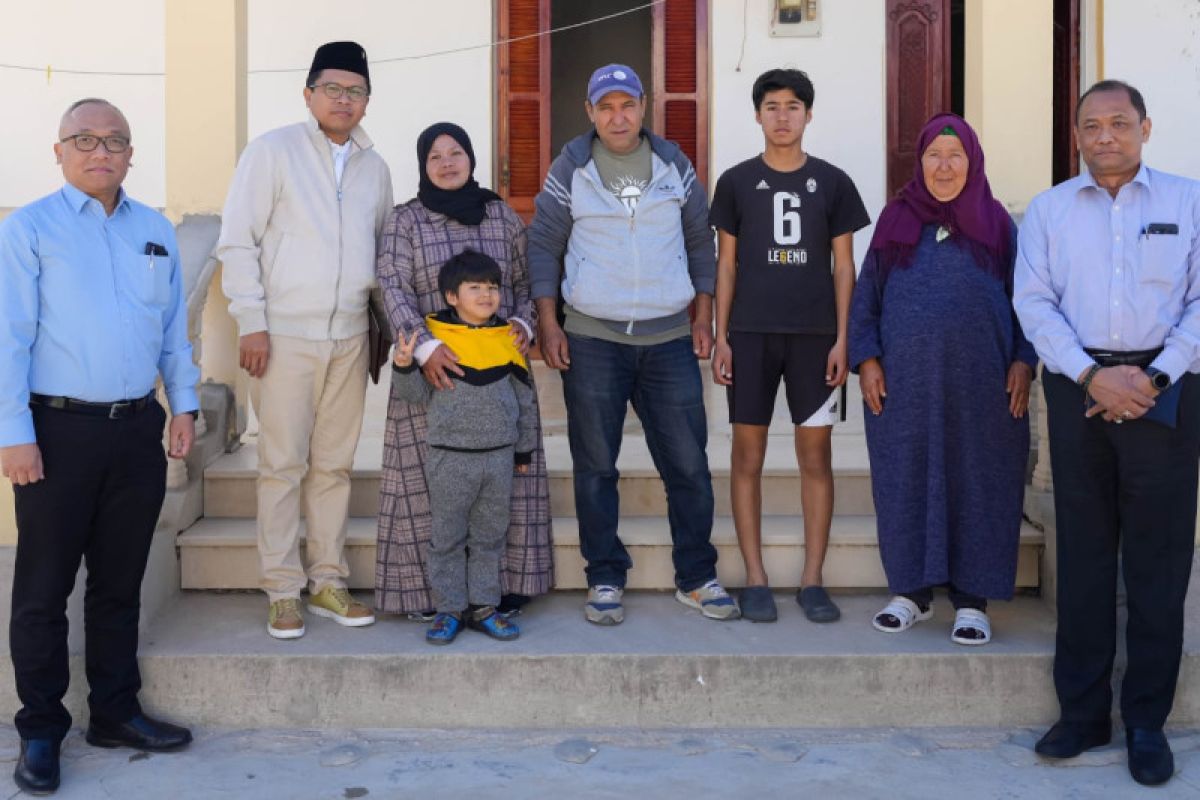 Dubes RI blusukan di Jandouba Tunisia untuk kunjungi WNI