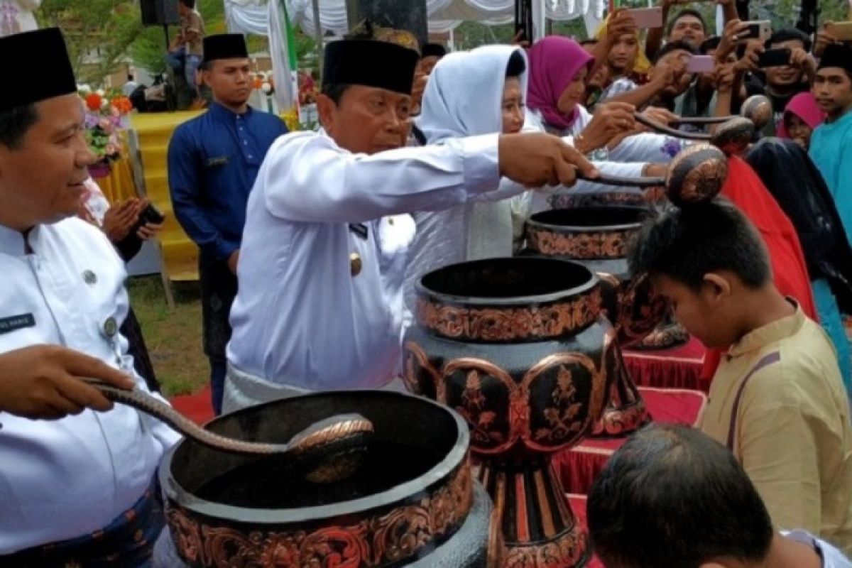 Buka Potang Balimau, Bupati Sukiman ajak masyarakat perbanyak amal saat Ramadhan