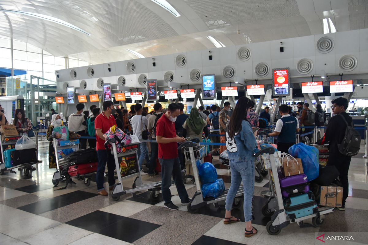 Kemenhub: Bandara wajib informasikan tarif angkutan udara Lebaran 2023