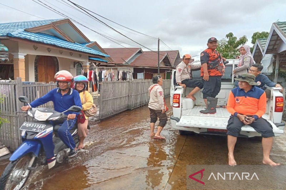 Sungai Kahayan meluap, puluhan rumah di Palangka Raya terendam banjir