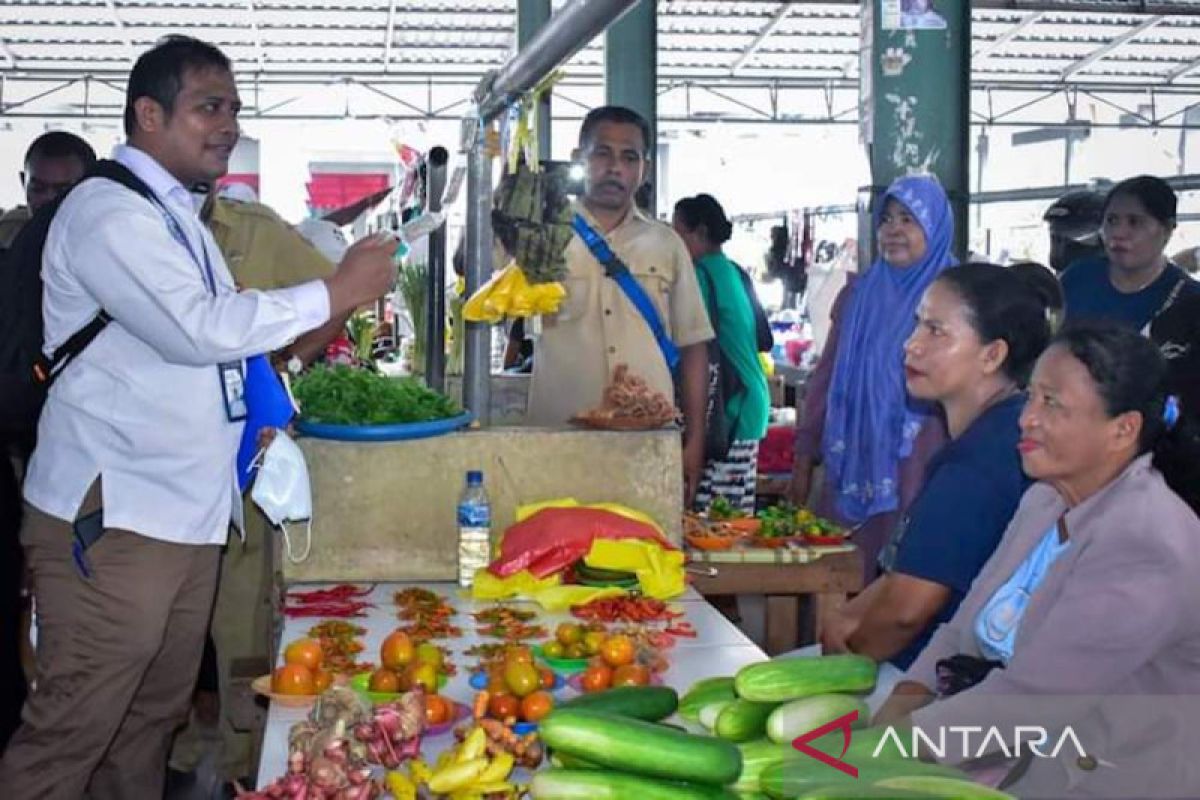 Pasar Langgur Maluku Tenggara dinilai layak jadi Pasar Pangan Aman Nasional