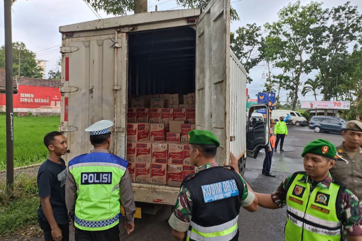 Polisi gelar razia petasan ciptakan Ramadhan kondusif