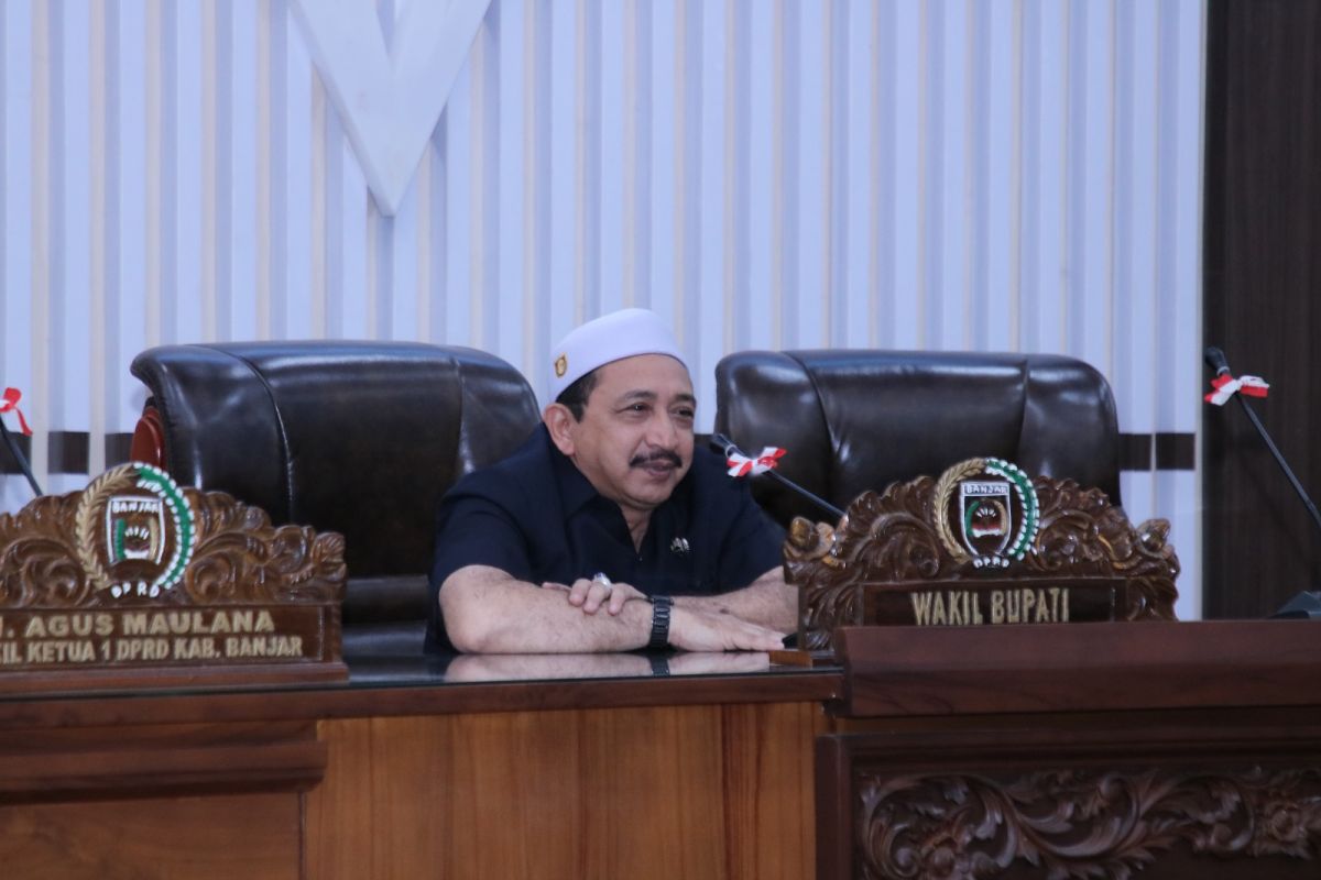 Wabup Banjar sampaikan LKPj 2022 di rapat paripurna DPRD