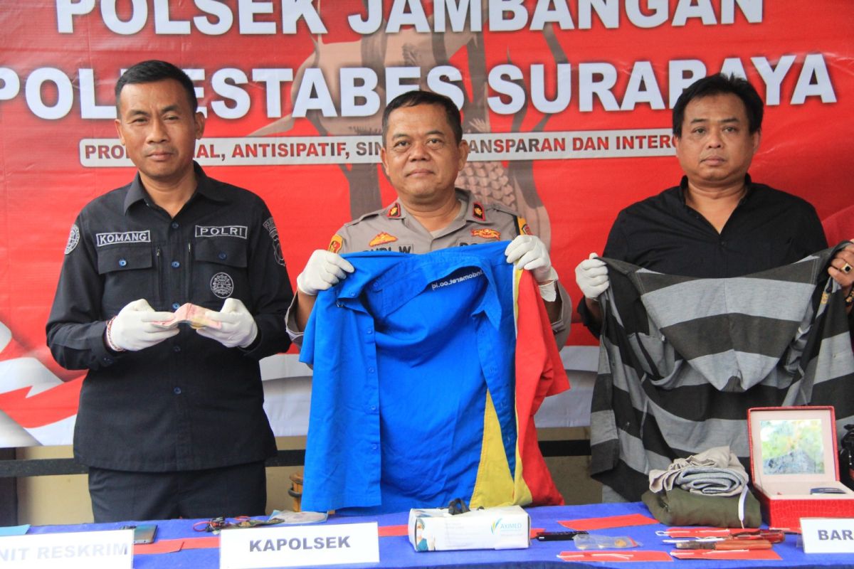 Polisi tangkap satu tersangka pembobol minimarket di Surabaya