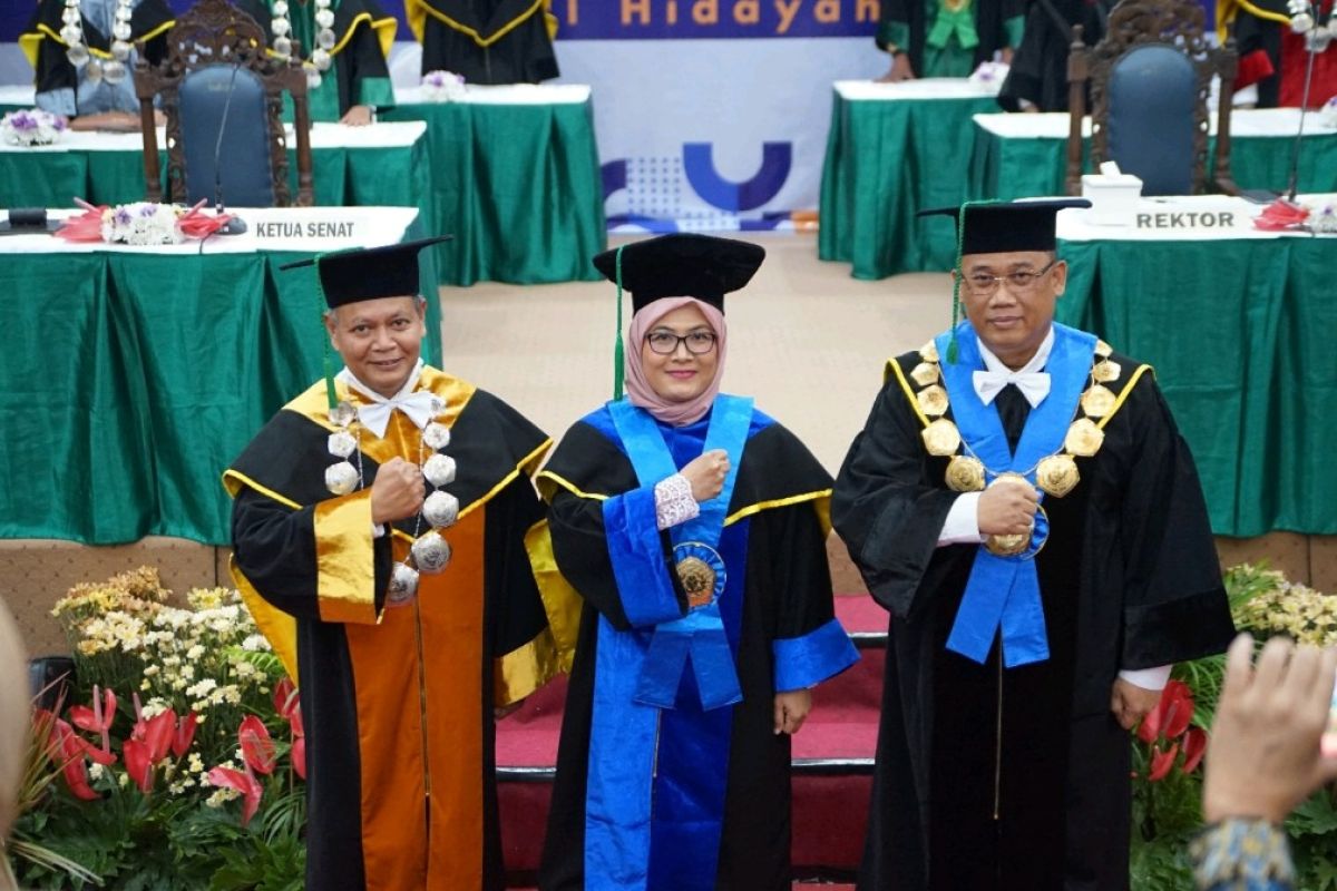 UPN Veteran Jawa Timur kukuhkan profesor bidang pengolahan air minum