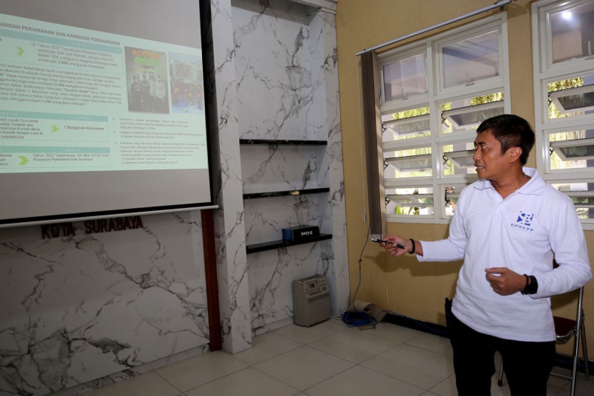 Pemkot bebaskan denda pelaksanaan kemajuan pembangunan di Surabaya