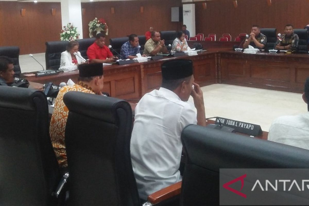 DPRD Maluku minta bukti pembayaran rekening listrik dari  pedagang