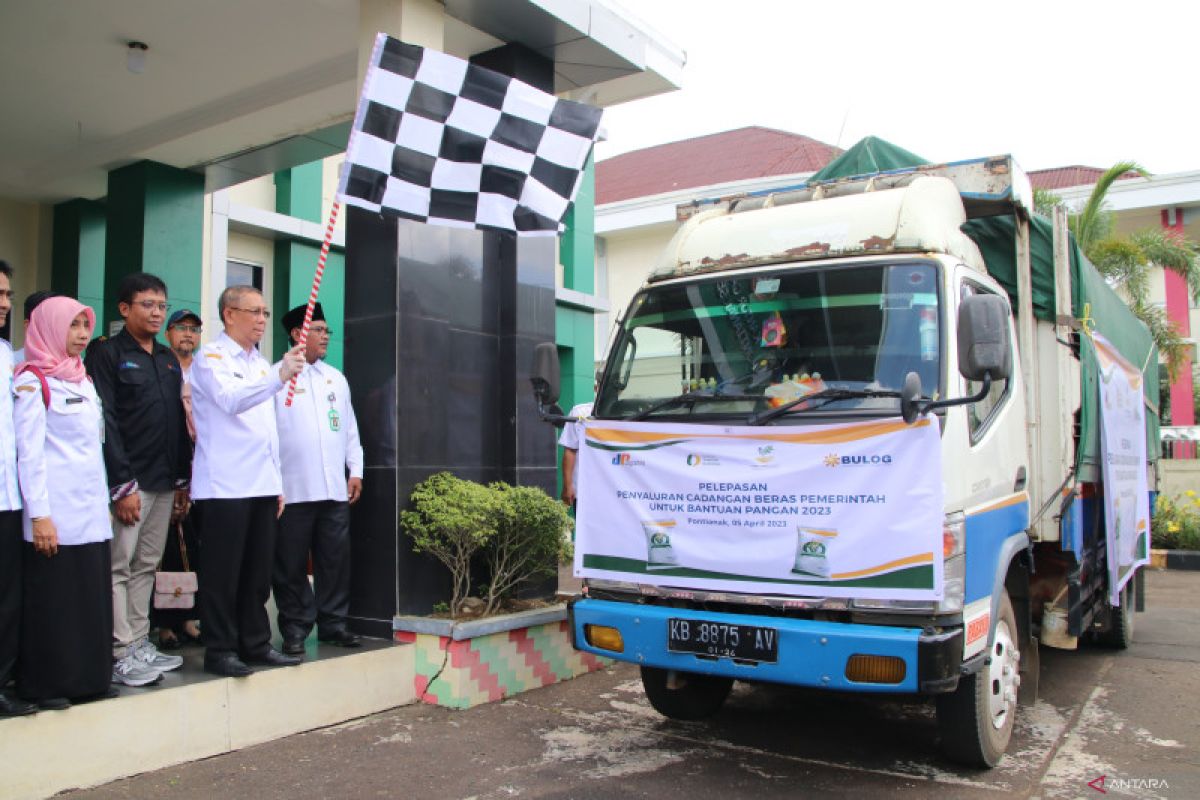 Sutarmidji ingatkan distributor tidak timbun bahan pangan