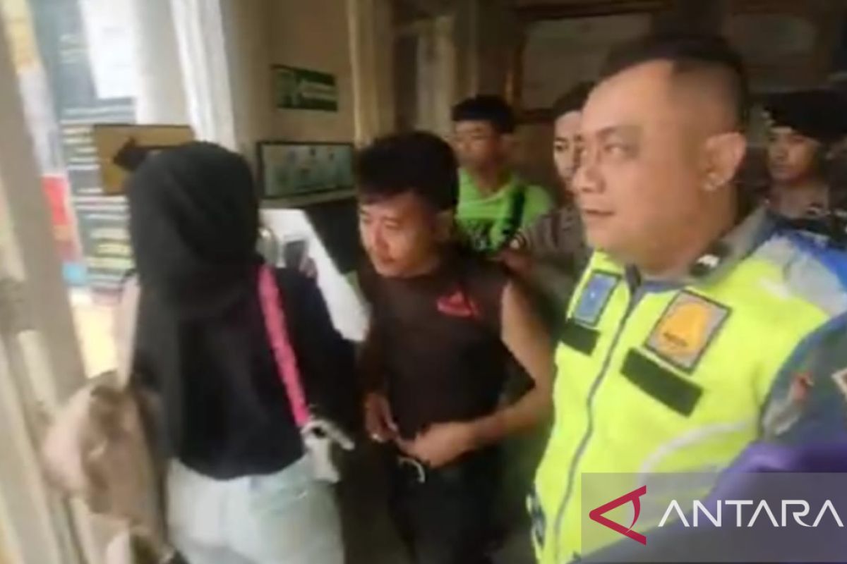 Polisi tangkap pengamen aniaya penumpang angkot di Sukabumi