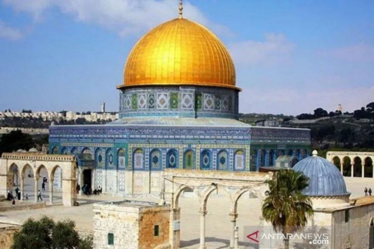 Puluhan pemukim Israel serbu Masjid Al Aqsa