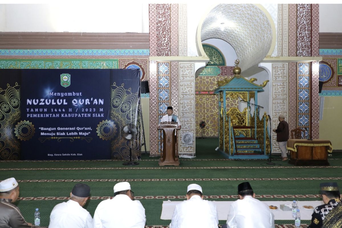 Pemkab Siak gelar Nuzul Quran dan serahkan bantuan anak yatim