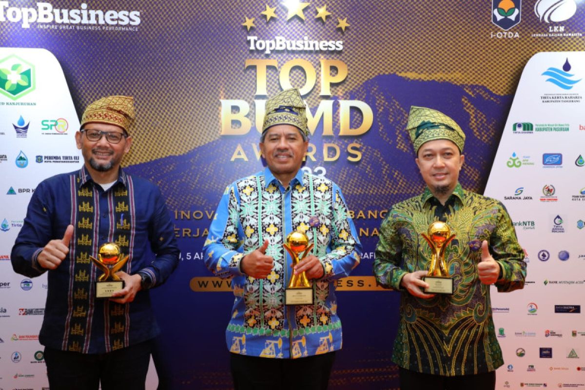 PT Bumi Siak Pusako sabet tiga penghargaan TOP BUMD Awards 2023