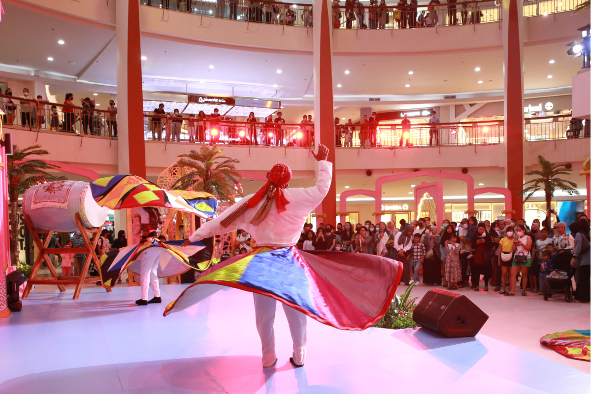 Mal Kelapa Gading suguhkan Tari Sufi dan Tanoura khas Jateng