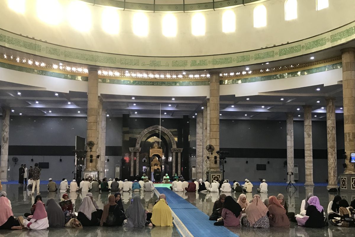 Masjid Raya Al-Fatah Ambon peringati Nuzulul  Quran